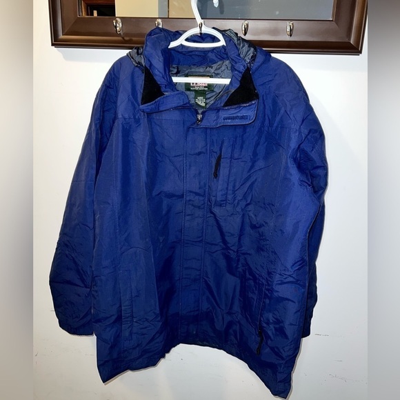 LL Bean Men’s Dark Blue Jacket Size Large Tall - Picture 1 of 7